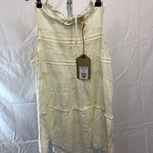 True Craft Top, Size M, NWT